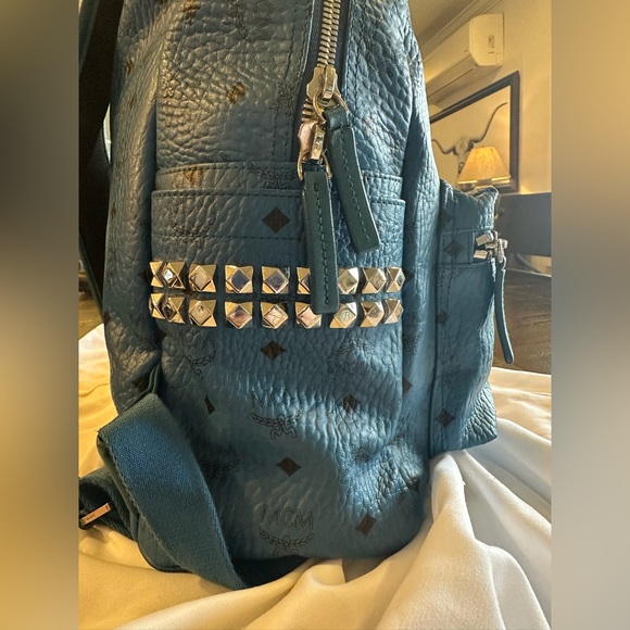 Large MCM Blue Backpack Preowned - Picture 4 of 16